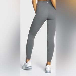 VSHRED
LEGGINGS
SIZE LARGE
BRAND NEW